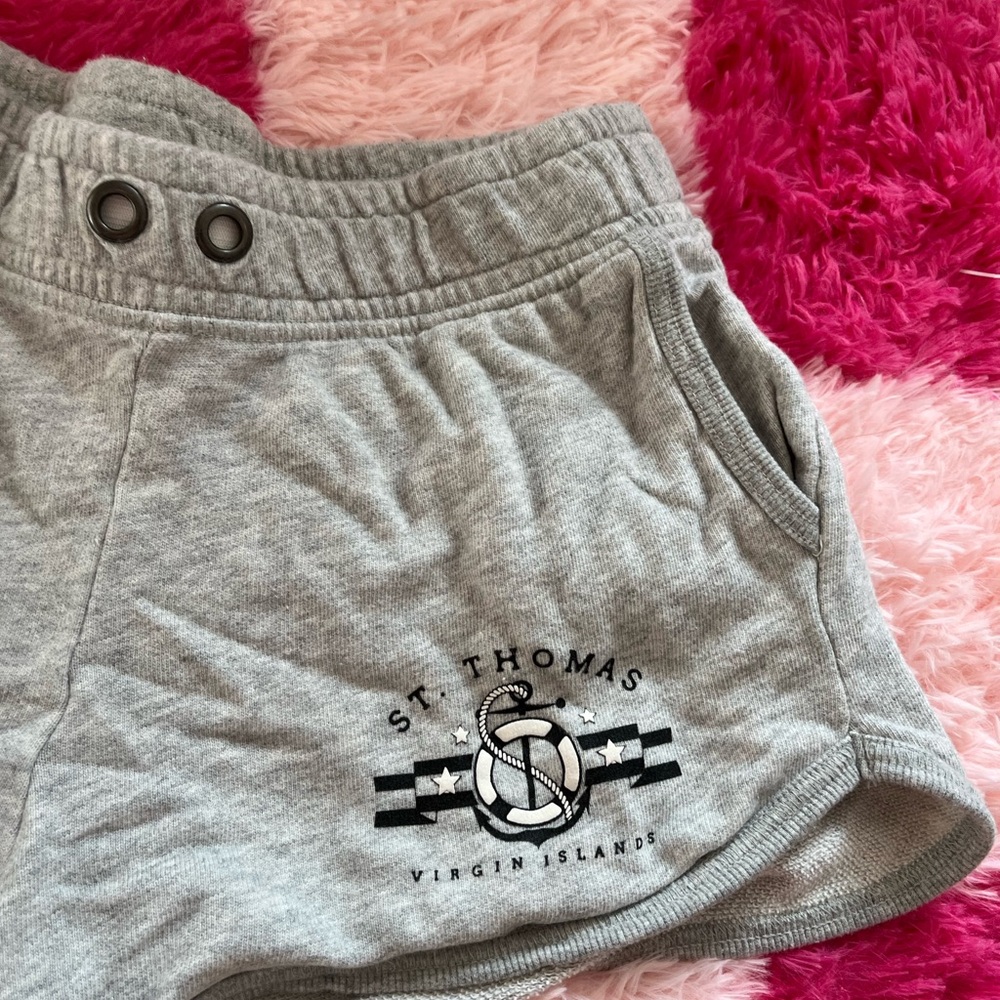 Women shorts